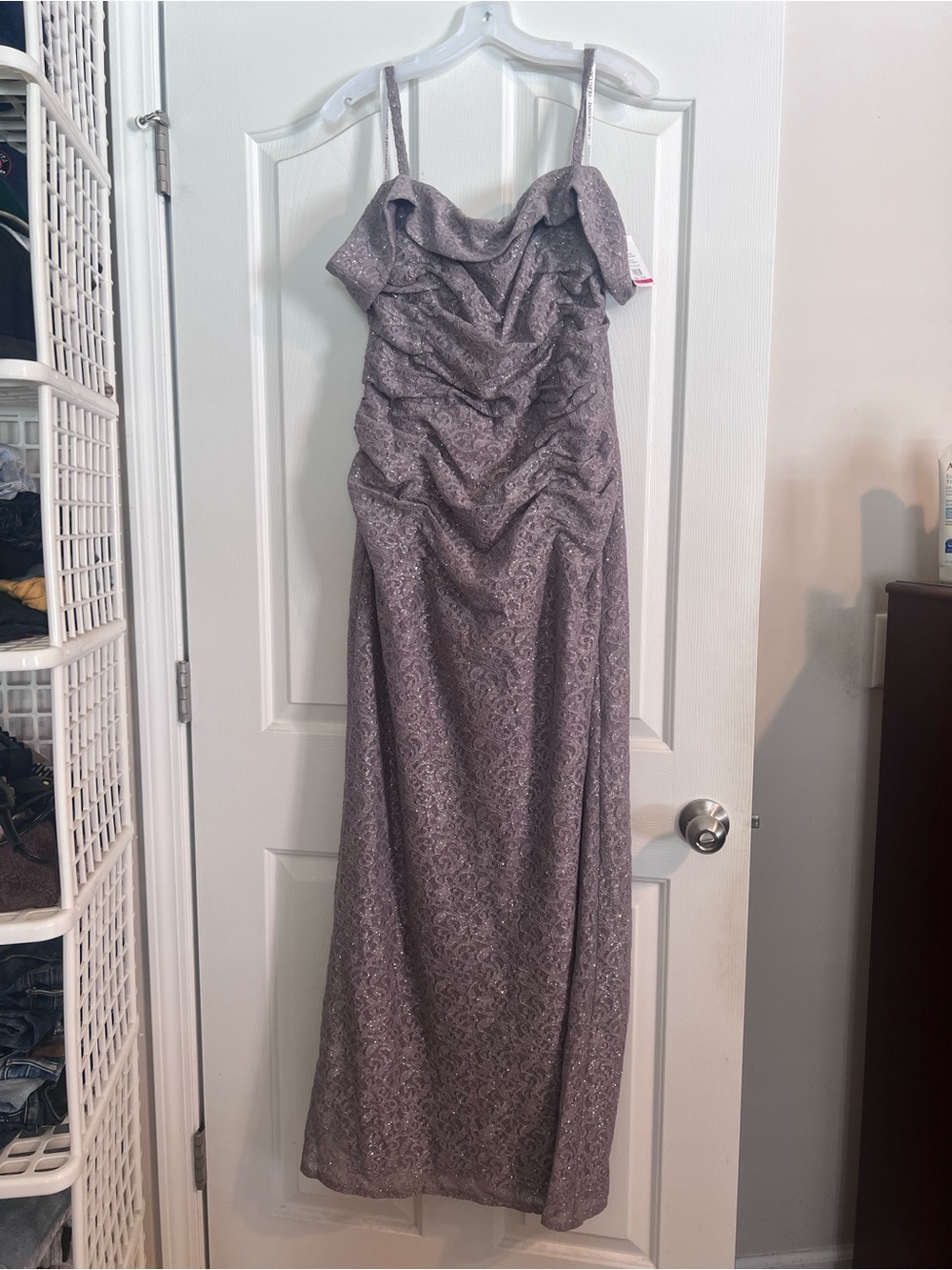 David’s Bridal - Mauve Mother of the Bride Sparkle Evening Dress Size 14